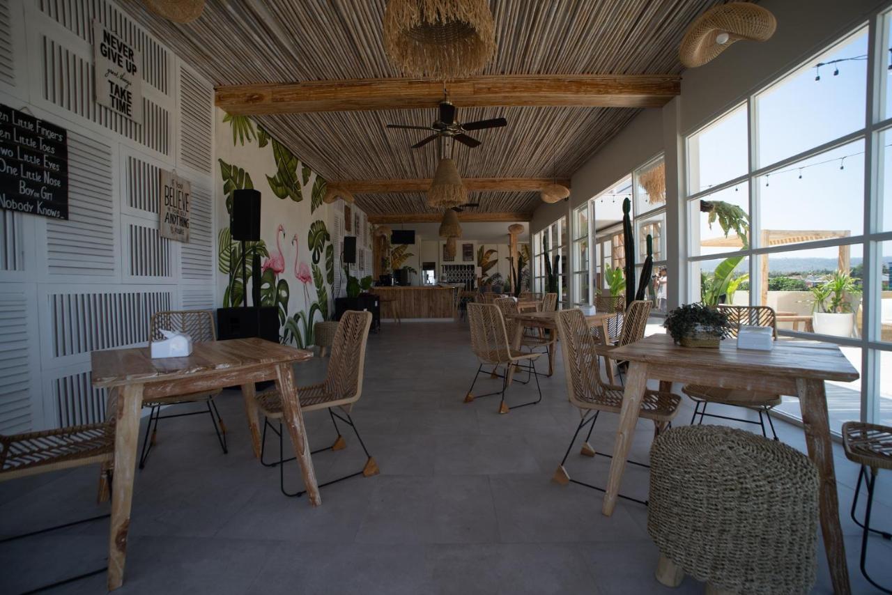 Luminor Hotel Banyuwangi By Wh Екстериор снимка
